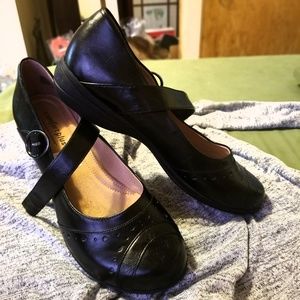 Black Mary Janes  ** SIZE 10W **
